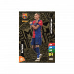 Tarjeta de colección Panini Adrenalyn XL "Momentum". Diseño dorado con estadísticas y el jugador Raphina.